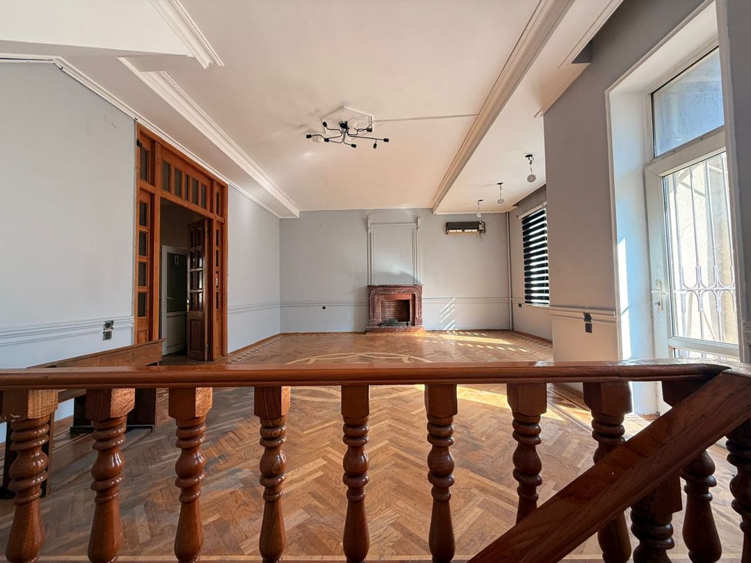 Satılır 8 otaqlı həyət evi/bağ evi 850 m² — Ev, villa, Bakı (4)