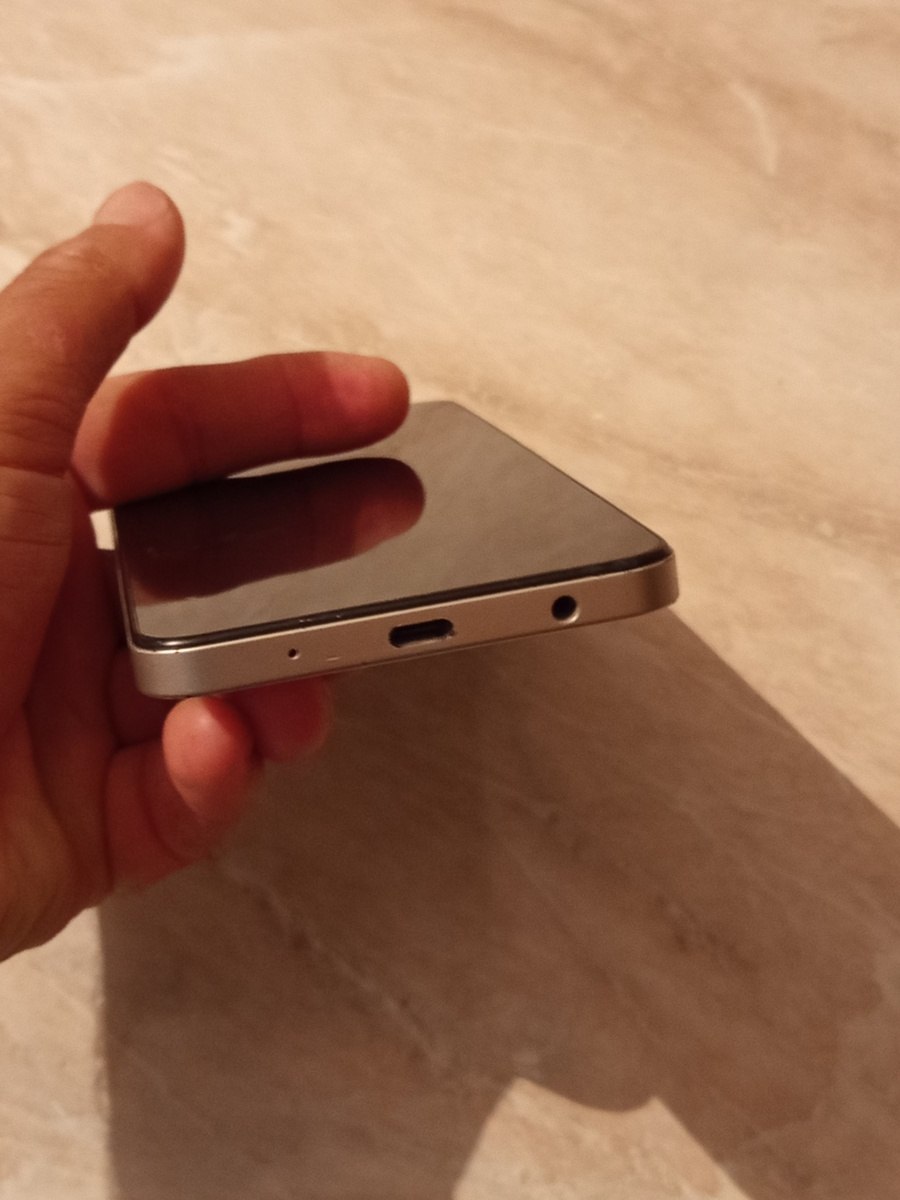Xiaomi Redmi A5 Sandy Gold 128GB/4GB — Smartfonlar, Şirvan (8)