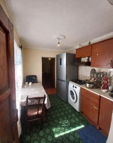 Satılır 5 otaqlı həyət evi/bağ evi 100 m² — Bakı