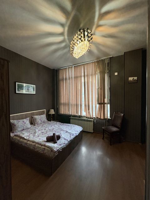 3-otaqlı mənzil kirayə verilir, 28 May m., 80 m² — Bakı