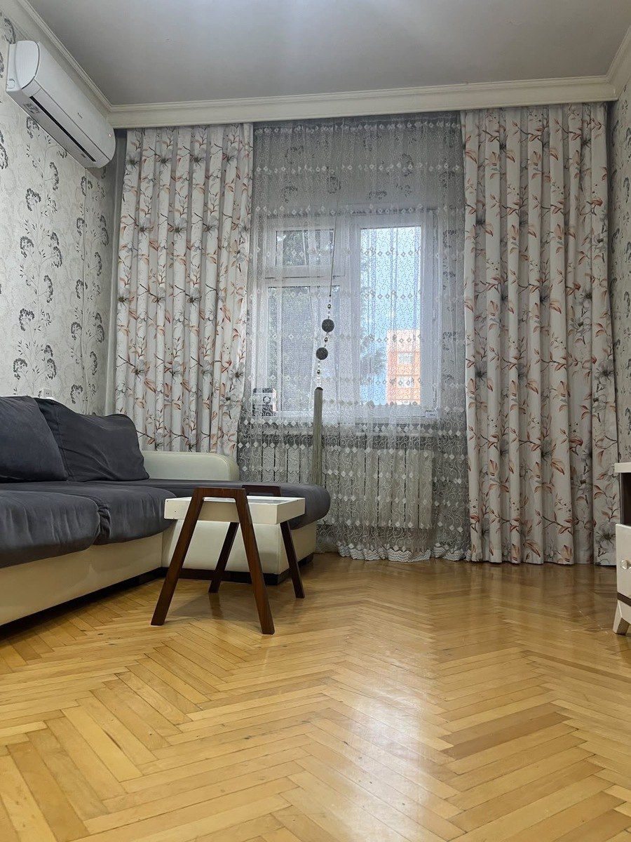 İcarəyə verilir 2 otaqlı köhnə tikili 65 m² — Mənzil, Bakı (3)