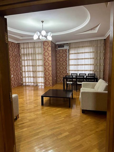 İcarəyə verilir 3 otaqlı yeni tikili 120 m² — Bakı
