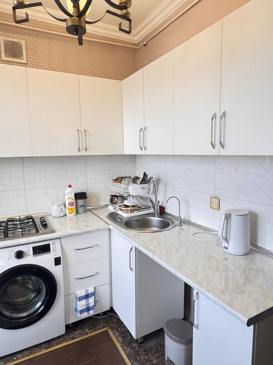 İcarəyə verilir 3 otaqlı köhnə tikili 75 m² — Mənzil, Bakı (8)
