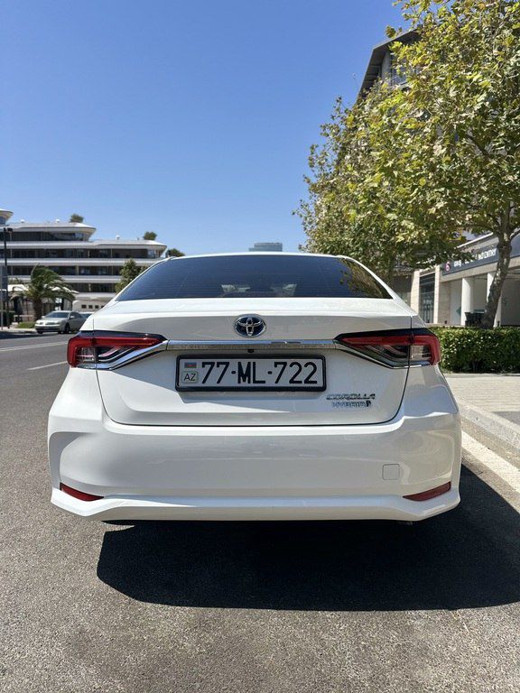 Toyota Corolla, 1.8 L, 0.85 kWh, 2024 il, 62 000 km — Avtomobillər, Bakı (6)