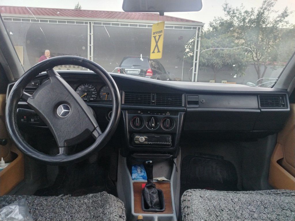 Mercedes 190, 1.8 L, 1991 il, 350 000 km — Avtomobillər, Bakı (4)
