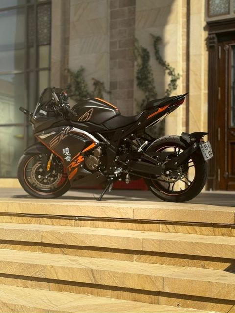 Voge 300rr, 300 sm3, 2025 il, 2 000 km — Bakı