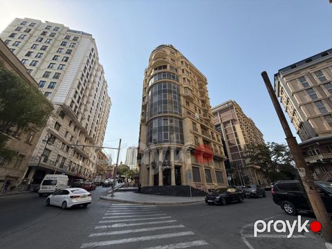 Satılır obyekt 450 m²