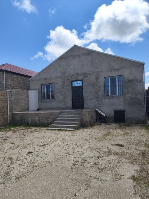 Satılır 4 otaqlı həyət evi/bağ evi 150 m² — Bakı