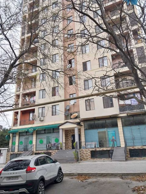 Satılır 3 otaqlı yeni tikili 70 m² — Bakı