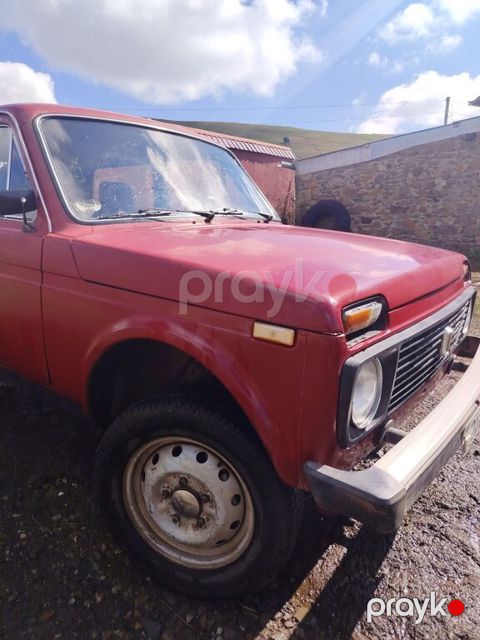 Lada (VAZ) Niva, 1.7 L, 1996 il, 240 000 km