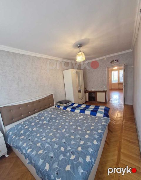 Satılır 2 otaqlı köhnə tikili 50 m²