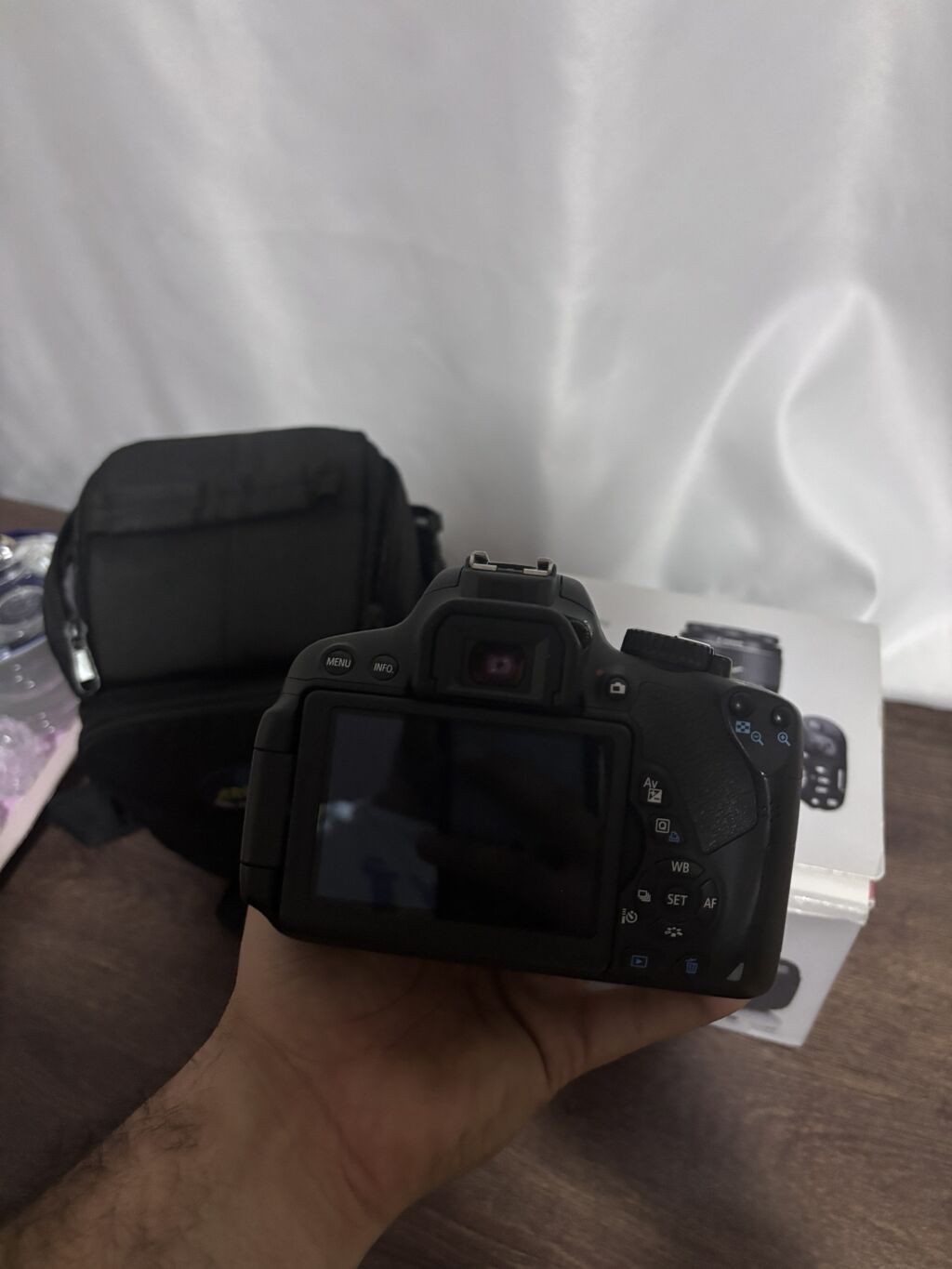 Canon EOS 650D Dslr – EF‑S 18-55mm III Kit - Sensor: 18.0 MP Aps‑c — Fotoaparat, Bakı (3)