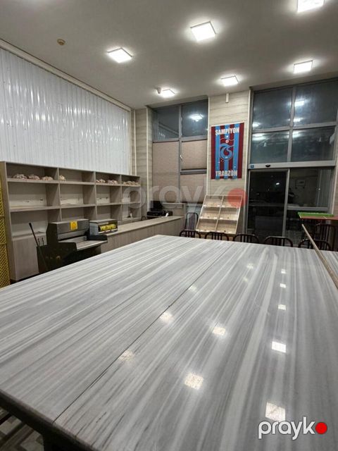 İcarəyə verilir obyekt 160 m²
