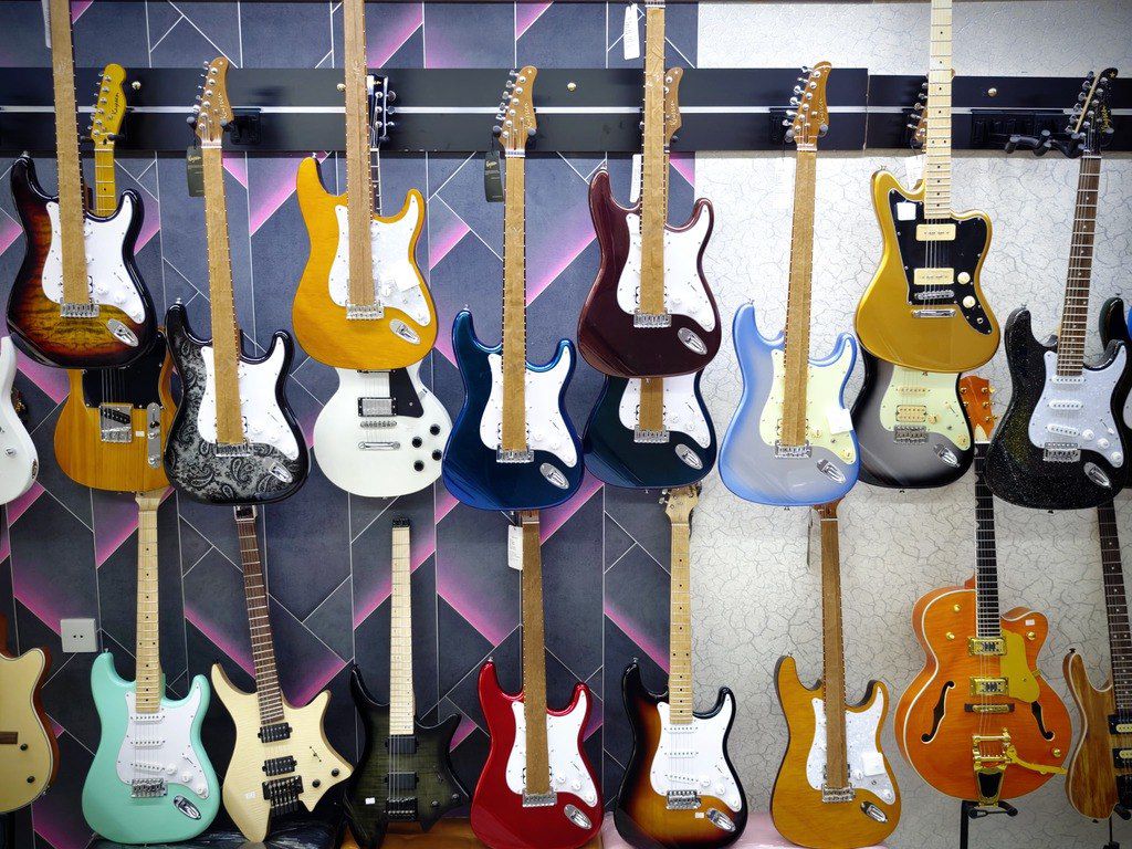 Elektro gitara — Musiqiə alətləri, Bakı (3)