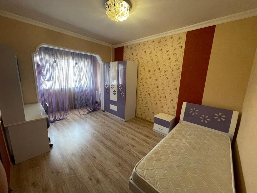 Satılır 4 otaqlı köhnə tikili 85 m² — Mənzil, Bakı (11)
