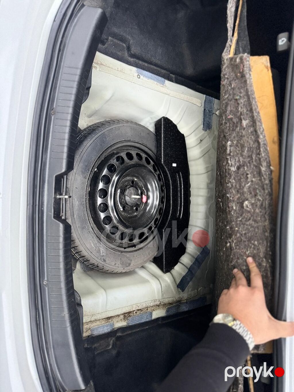 Chevrolet Malibu – ağ rəngli, zərif və dinamik sedan. Əsas — Avtomobillər, Gəncə (9)
