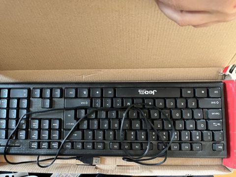 Jedel K13 masaüstü klaviatura - Tam ölçülü (num padli) layout - USB — Digah