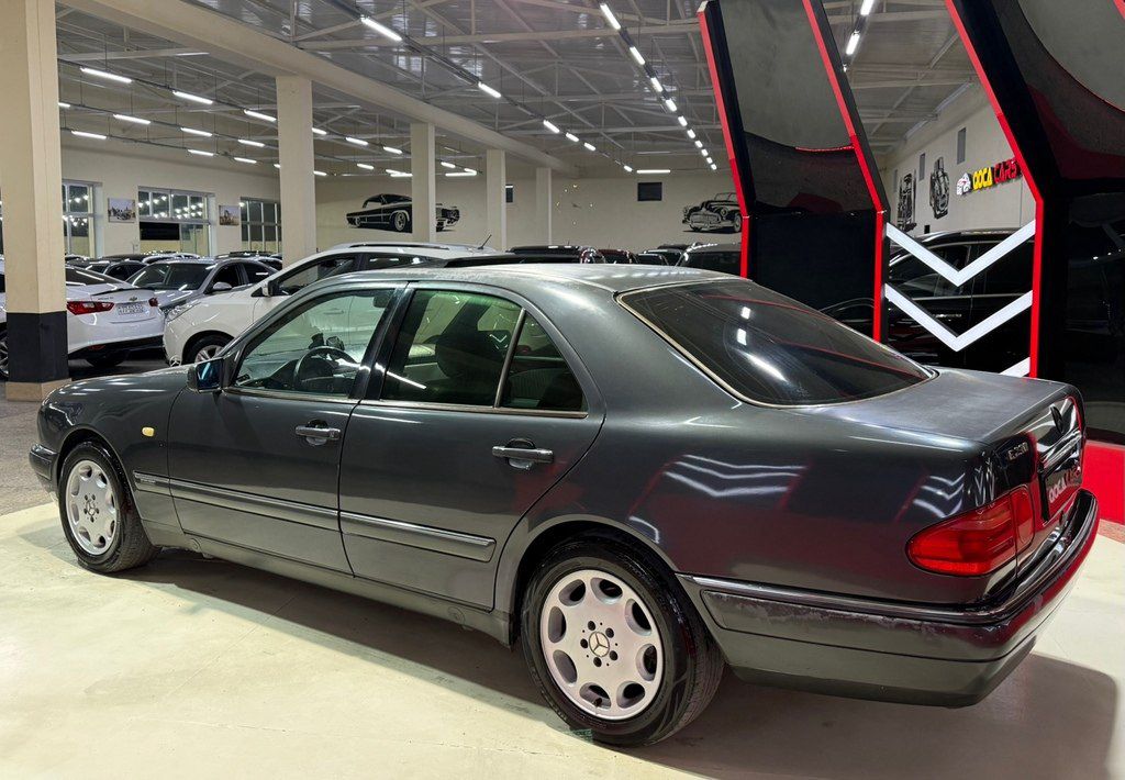 Mercedes E 230, 2.3 L, 1995 il, 390 000 km — Avtomobillər, Sumqayıt (5)
