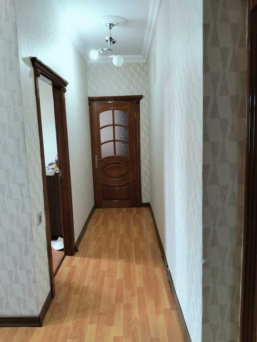Satılır 4 otaqlı köhnə tikili 100 m² — Mənzil, Bakı (10)