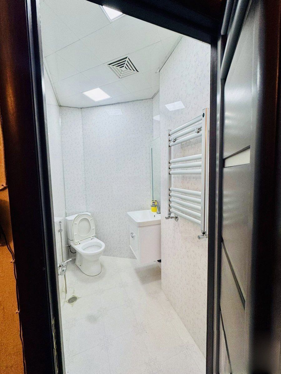 İcarəyə verilir 3 otaqlı yeni tikili 115 m² — Mənzil, Bakı (7)