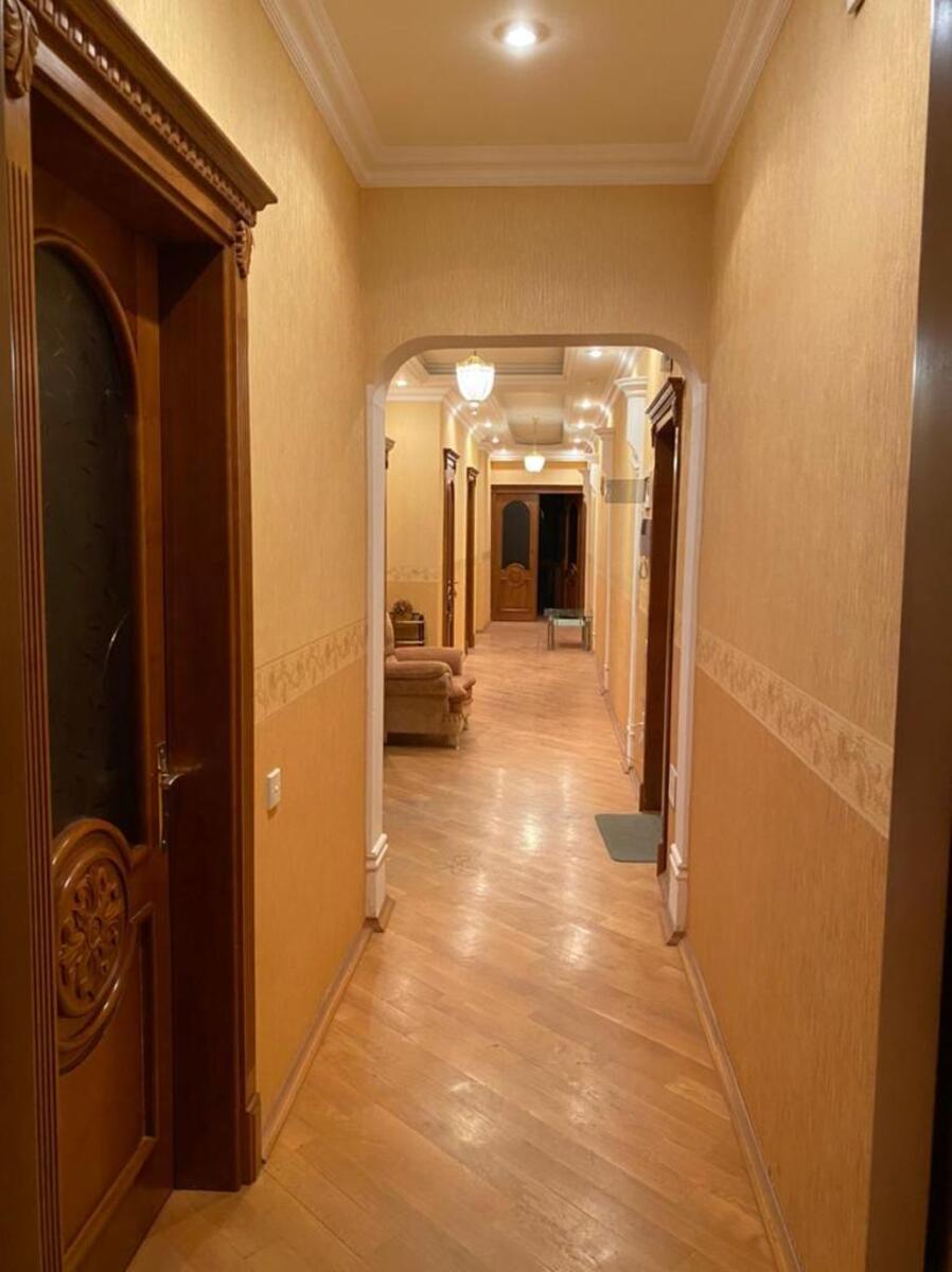 İcarəyə verilir 4 otaqlı yeni tikili 170 m² — Mənzil, Bakı (4)