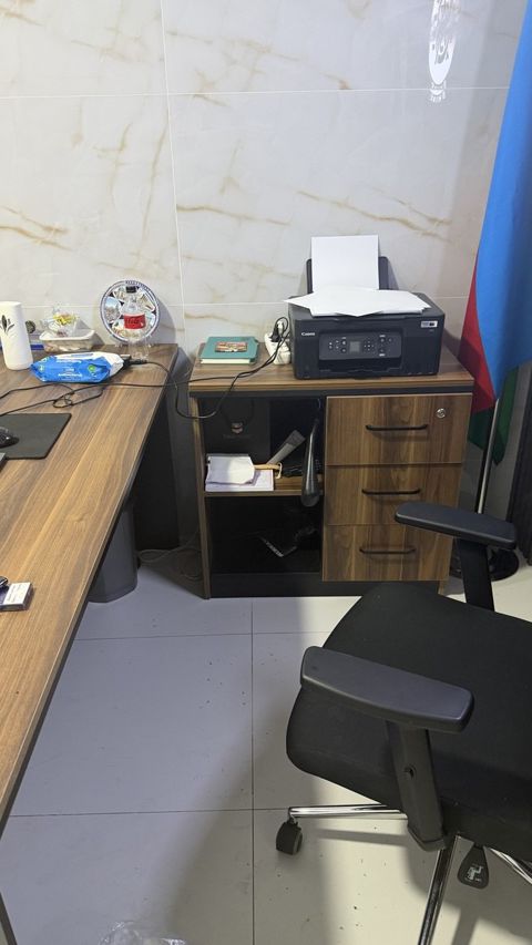 Ofis mebeli — Bakı