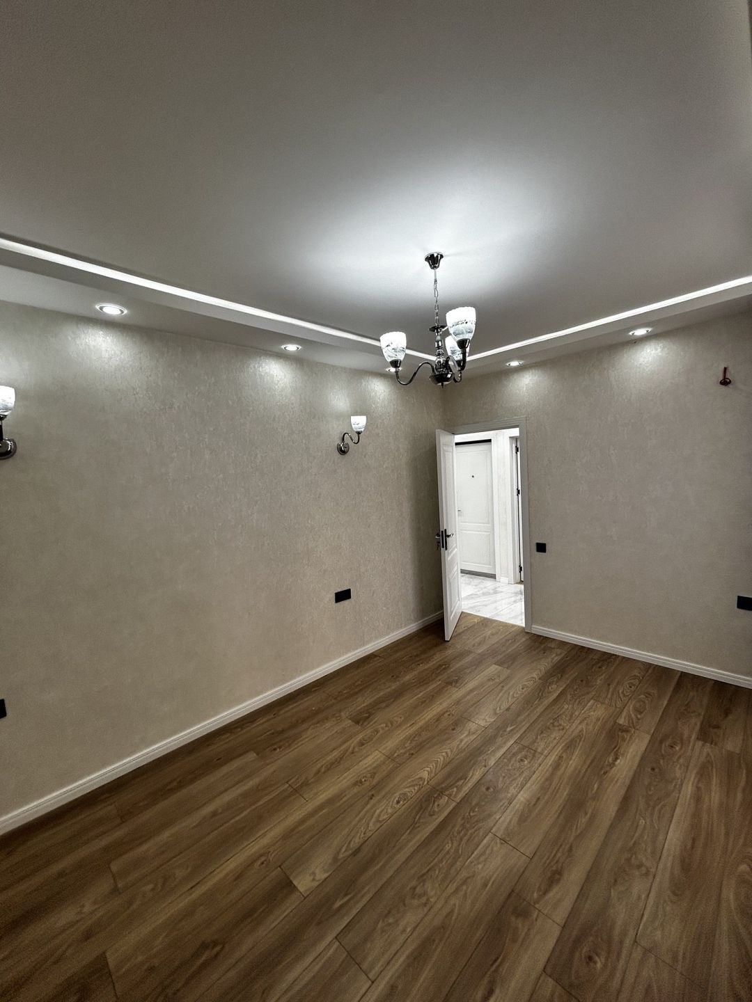 Satılır 2 otaqlı köhnə tikili 65 m² — Mənzil, Bakı (2)