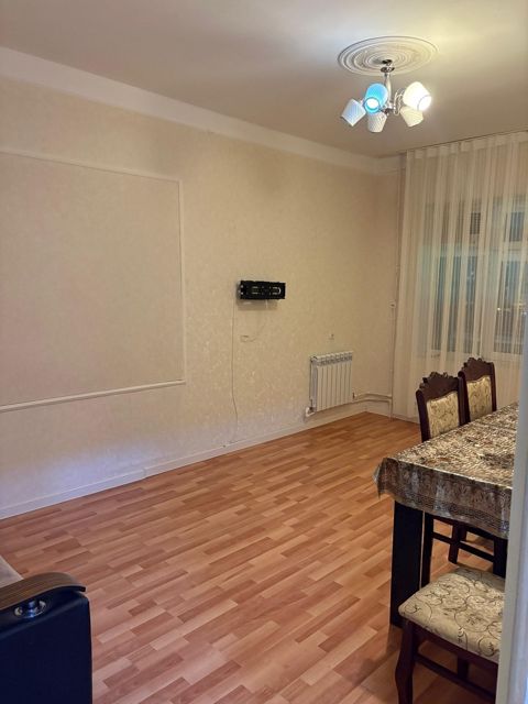 3-otaqlı mənzil kirayə verilir, Q.Qarayev m., 90 m² — Bakı