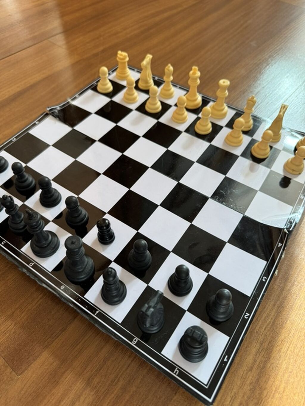 Şahmat dəsti+ dama. Material: plastik. Şahmat fiqurlarının lövhəyə — Şax, şəkəh, nard, Bakı (2)