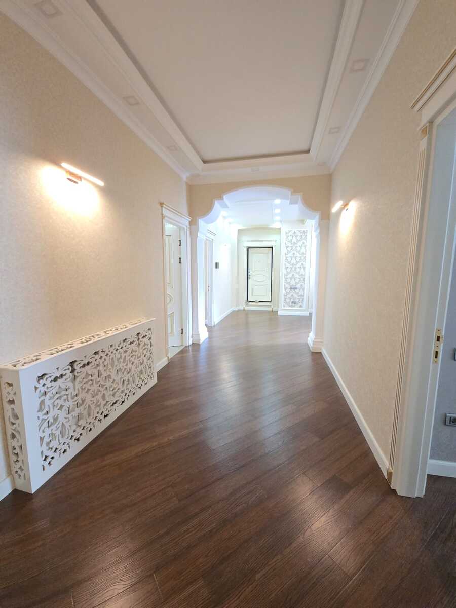 İcarəyə verilir 4 otaqlı yeni tikili 200 m² — Mənzil, Bakı (10)