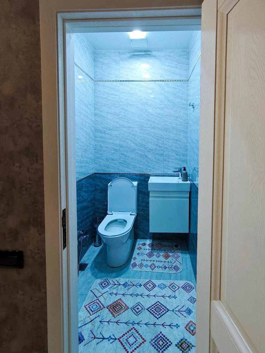 Satılır 3 otaqlı yeni tikili 130 m² — Mənzil, Bakı (9)