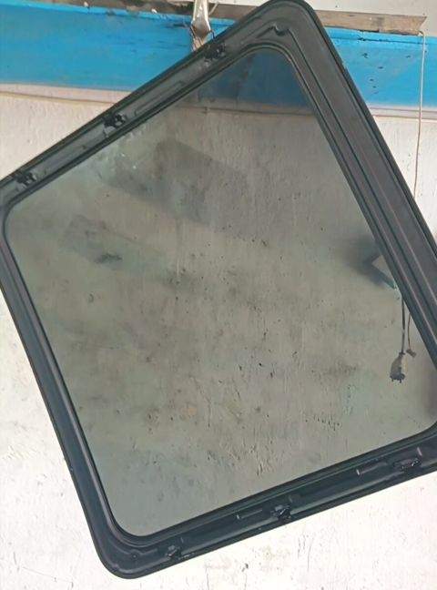 Mitsubishi Pajero lyuku — Bakı