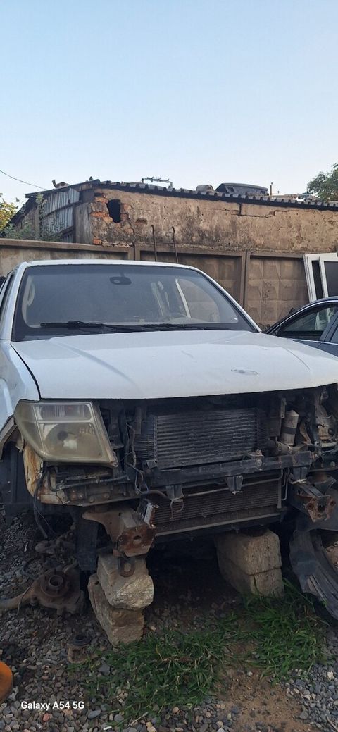 Nissan Navara ehtiyat hissələri — Bakı