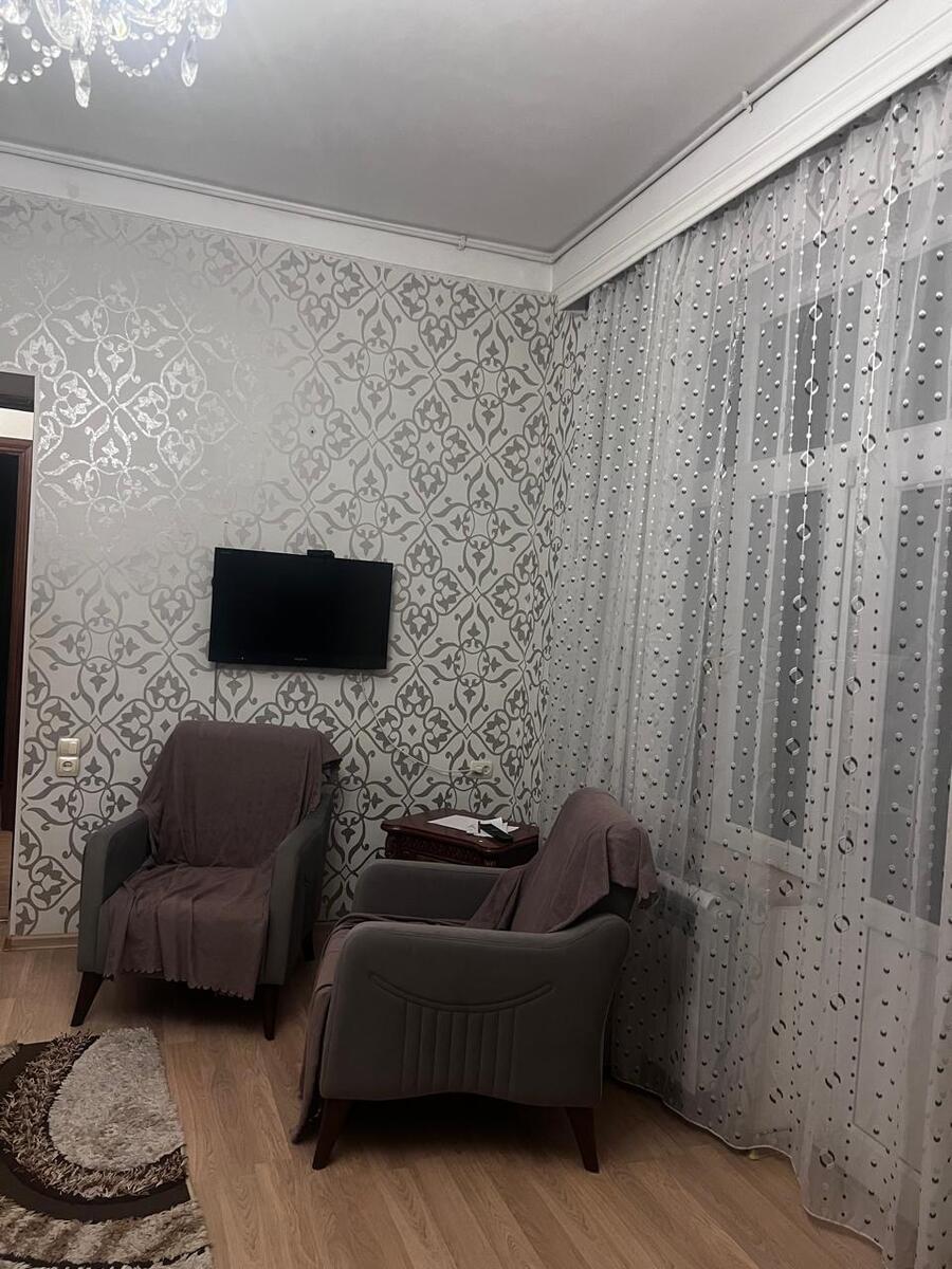 İcarəyə verilir 2 otaqlı köhnə tikili 85 m² — Mənzil, Bakı (10)