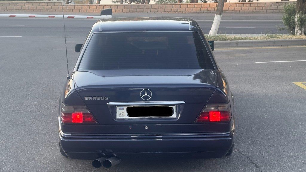 Mercedes E 320, 3.2 L, 1994 il, 294 580 km — Avtomobillər, Bakı (3)