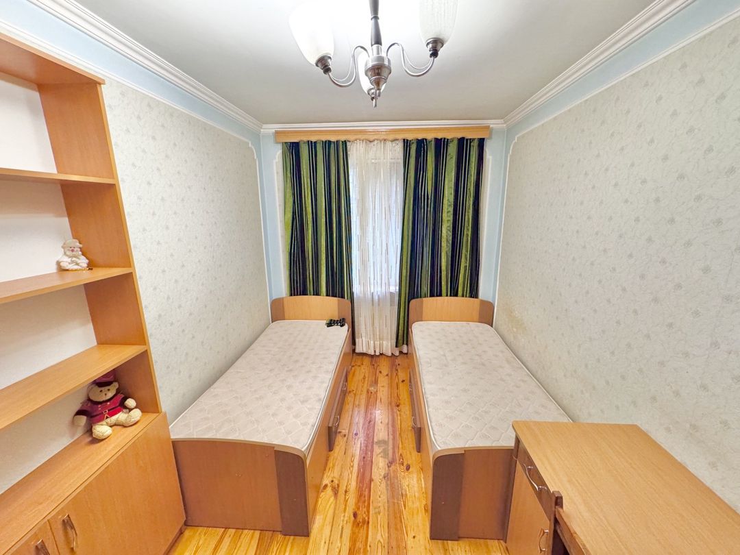 Satılır 4 otaqlı köhnə tikili 110 m² — Mənzil, Bakı (9)