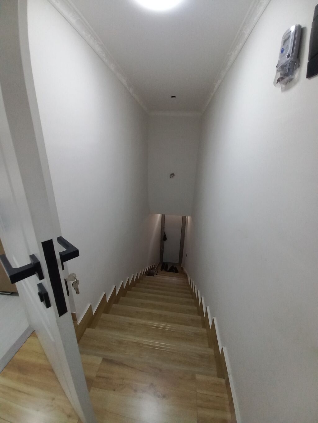 2 otaqlı, 60 kv. m — Mənzil, Bakı (3)