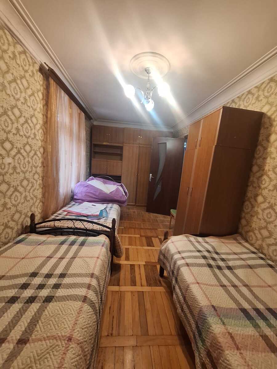 Satılır 2 otaqlı köhnə tikili 50 m² — Mənzil, Bakı (3)