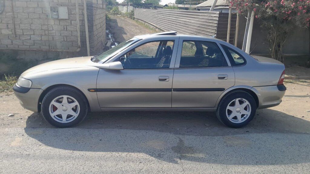 Opel Vectra, 2.0 L, 1996 il, 300 000 km — Avtomobillər, Bakı (3)