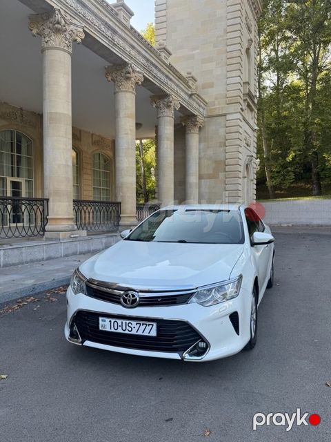 Toyota Camry, 2.5 L, 2014 il, 303 777 km