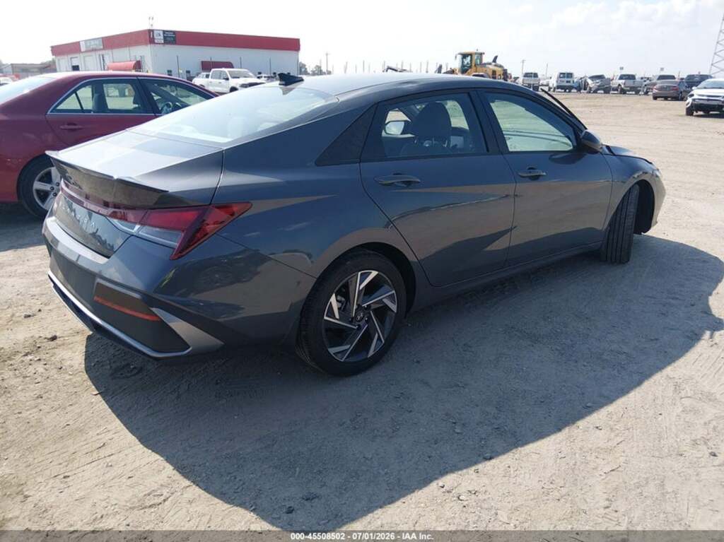 Hyundai Elantra, 2.0 L, 2025 il, 20 625 km — Avtomobillər (4)