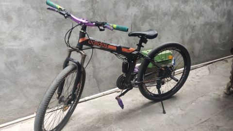 Velosiped – qatlanan karkaslı, şəhər və yüngül off-road üçün uyğun — Bakı
