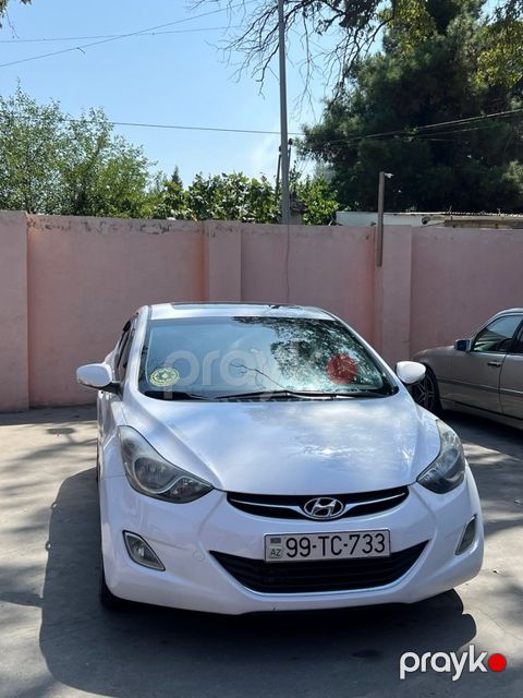 Hyundai Elantra, 1.8 L, 2012 il, 288 000 km
