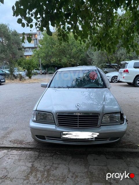Mercedes C 240, 2.4 L, 2000 il, 255 000 km