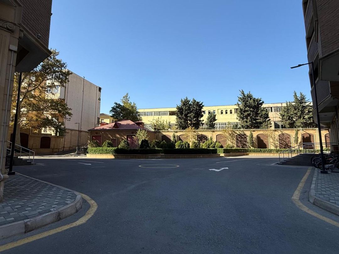 Satılır 4 otaqlı yeni tikili 185 m² — Mənzil, Bakı (2)