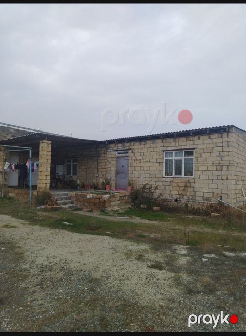 Satılır: həyət evi və torpaq sahəsi - Tiplər: 1 mərtəbəli daş tikili