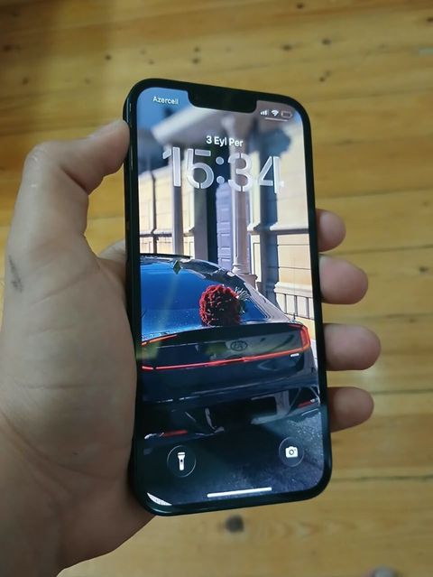 IPhone 13, Qara, Face ID — Digah