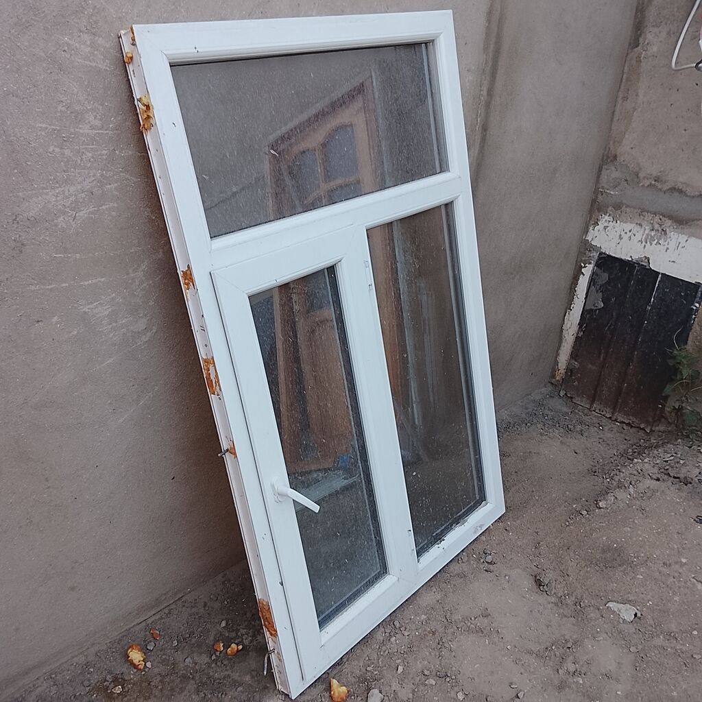 Satılır usden cxmadir yaxşi vəziyyət edir şuşələri təmizdir sınıqi — Pəncərələr, qapılar, balkonlar, Bakı (5)