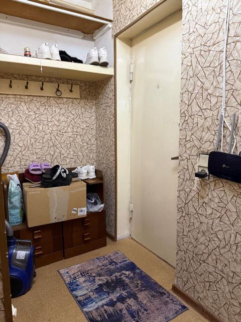 Satılır 1 otaqlı köhnə tikili 31 m² — Bakı
