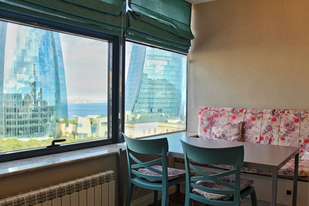 İcarəyə verilir 2 otaqlı köhnə tikili 75 m² — Mənzil, Bakı (5)